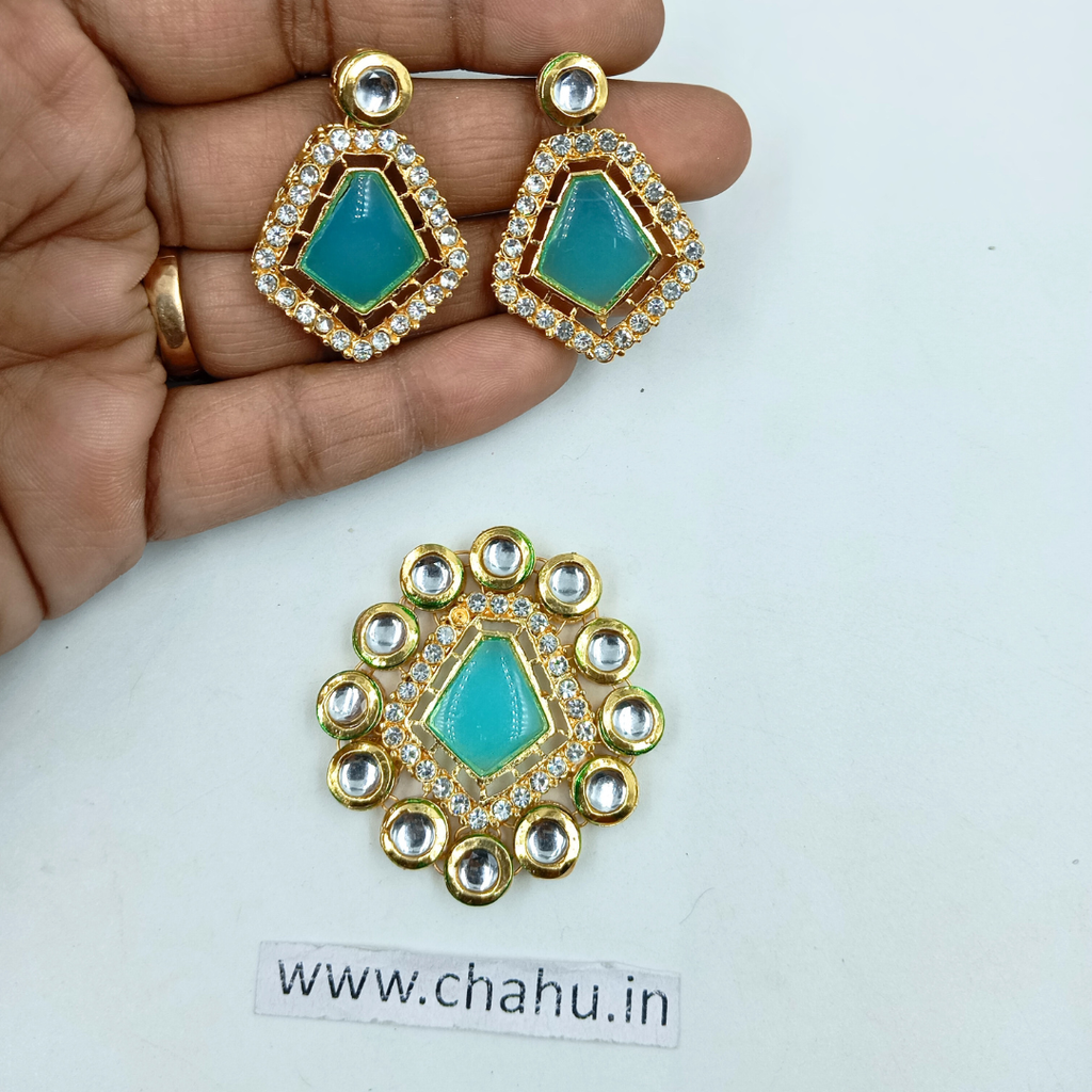 Sky Blue Kundan Pendant With Earrings