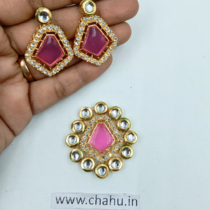 Pink Kundan Pendant With Earrings