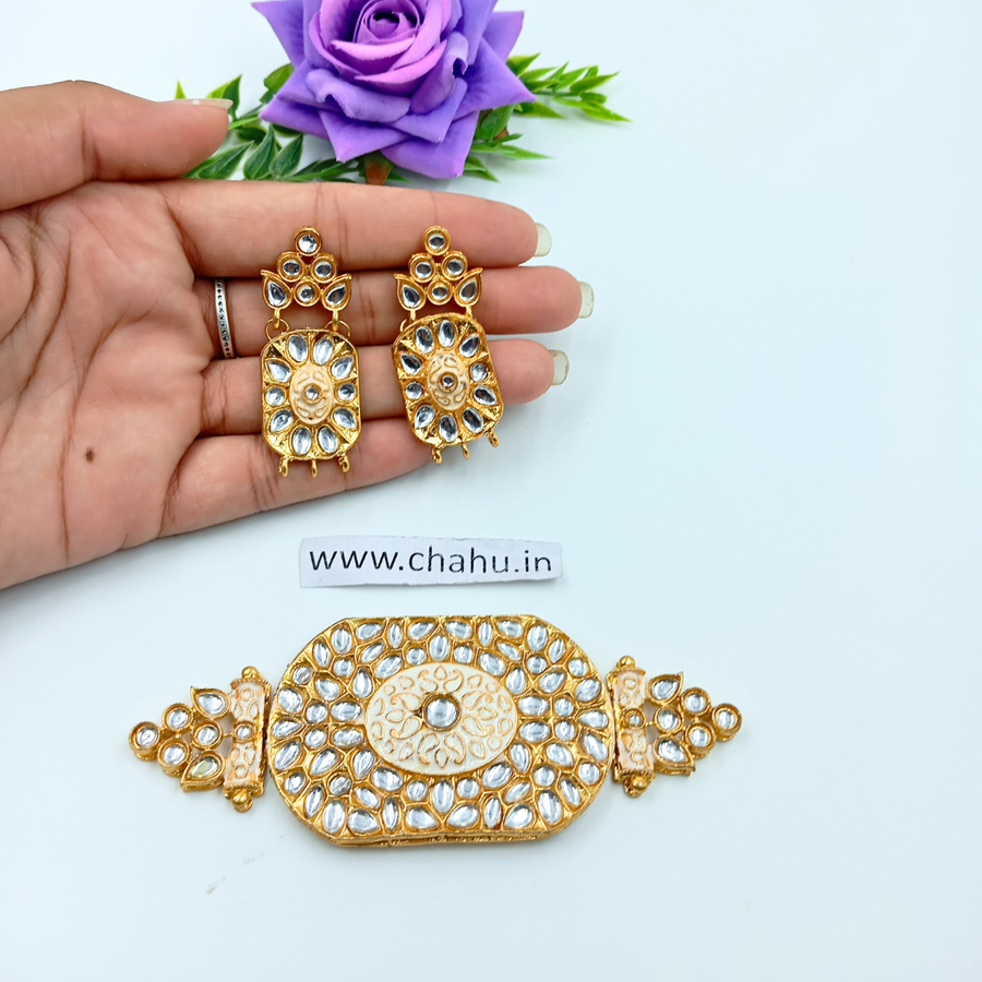 pendent with earrings