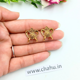 stud earrings | Chahu