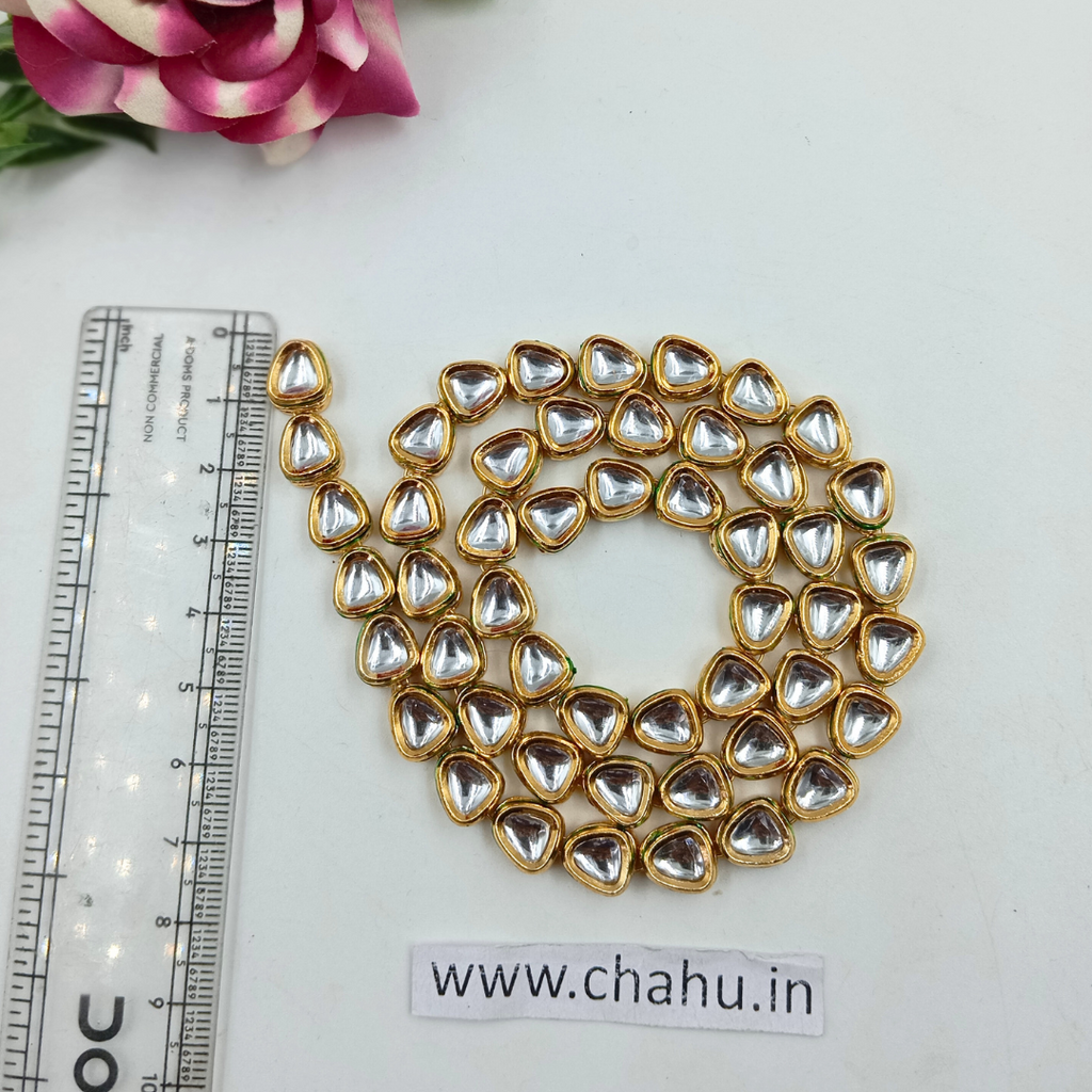 Smooth Triangl Kundan Line (NO-112)