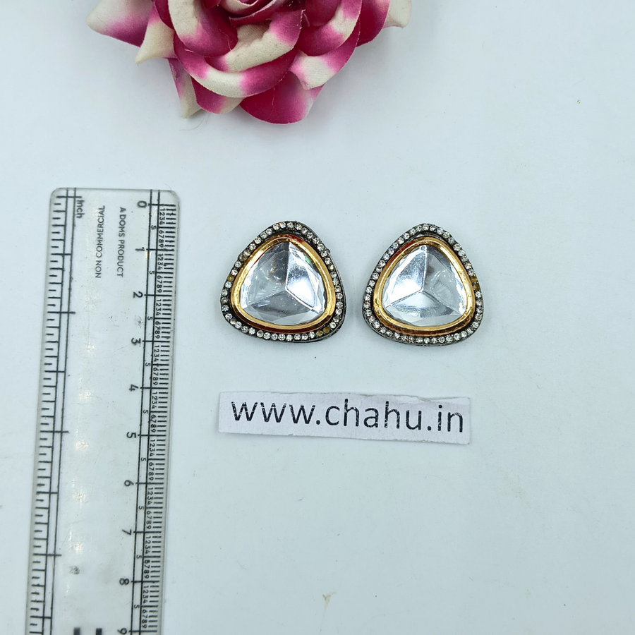 30mm Triangle shaped Diamond Kundan  - Pack of 10