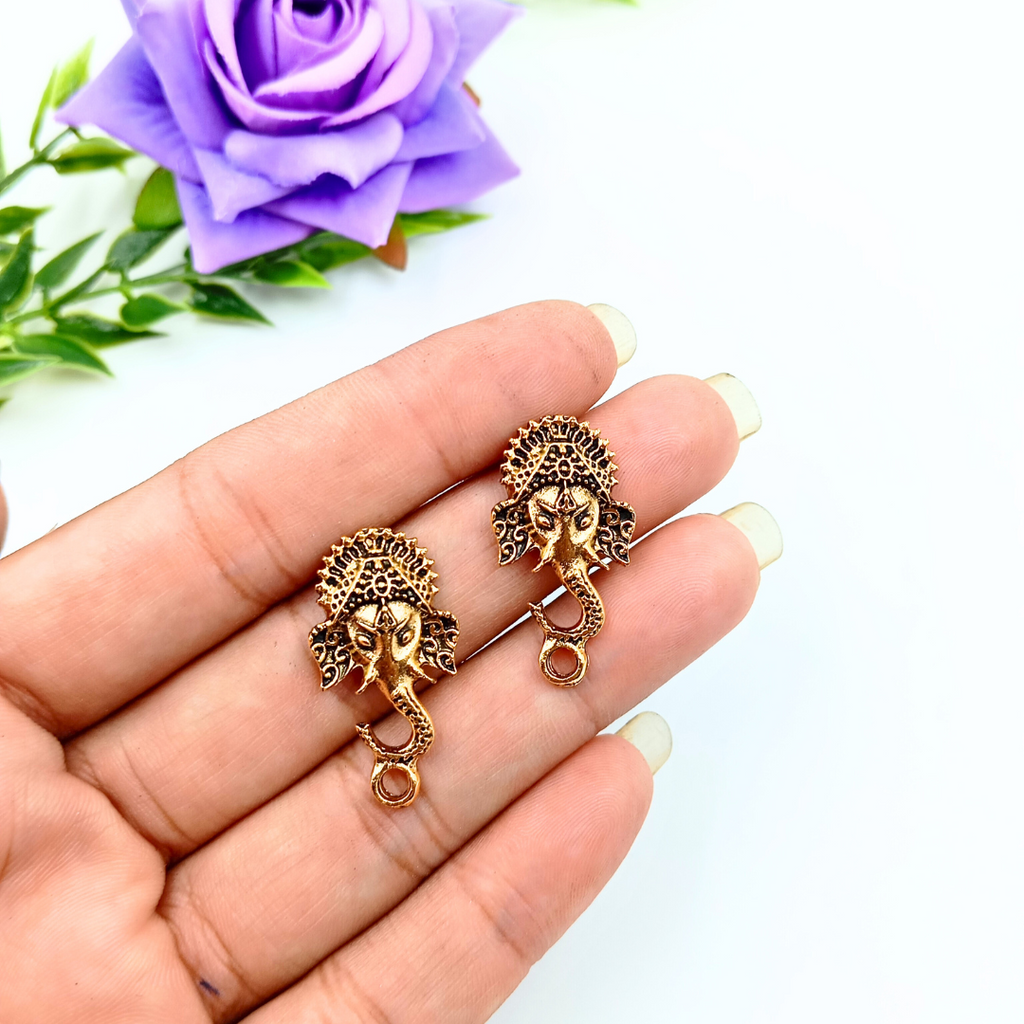 stud earrings