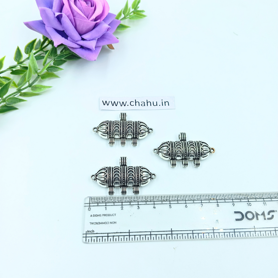 Silver Tabiz Type Pendant - 16 pieces