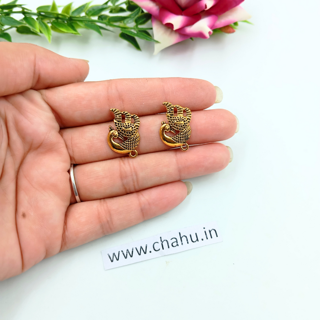 stud earrings