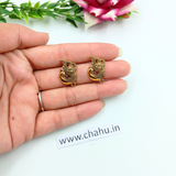 stud earrings