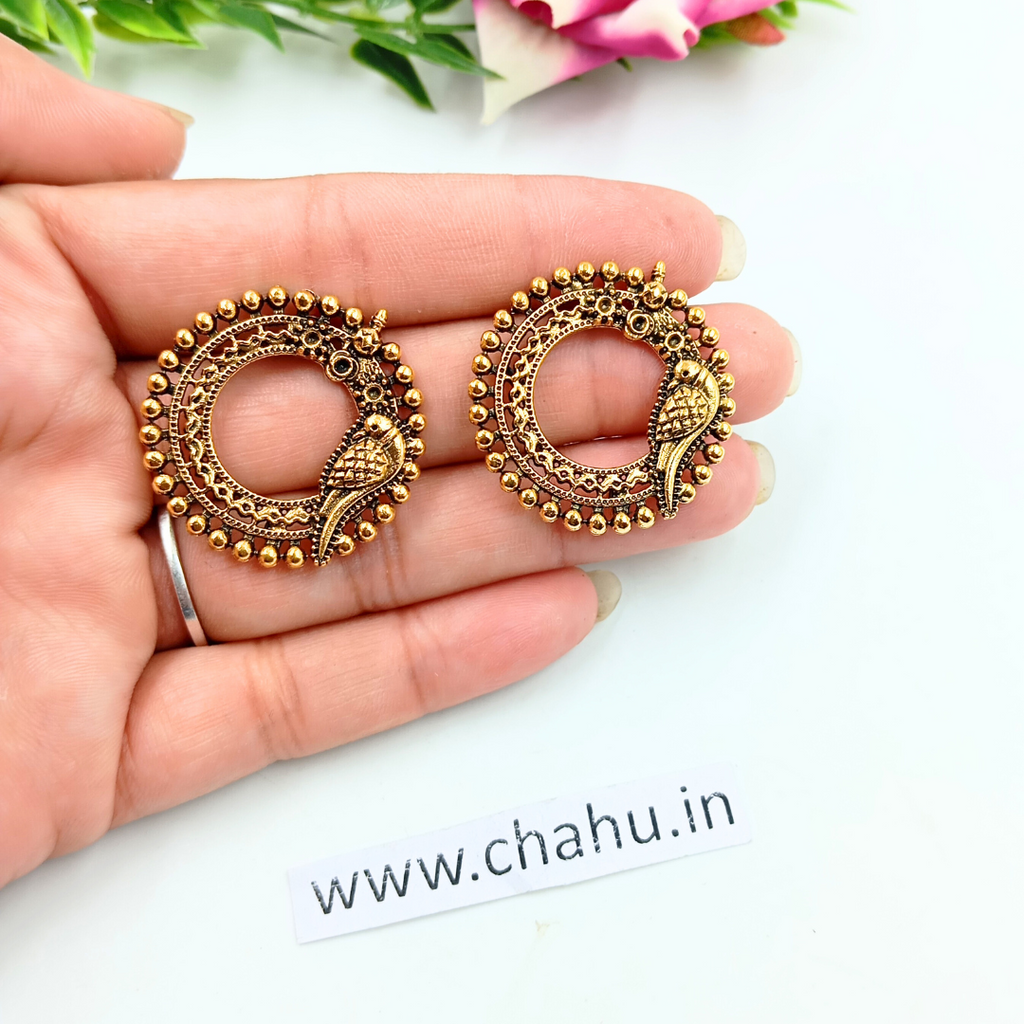 Antique Parrot Design Studs - 100 Gram