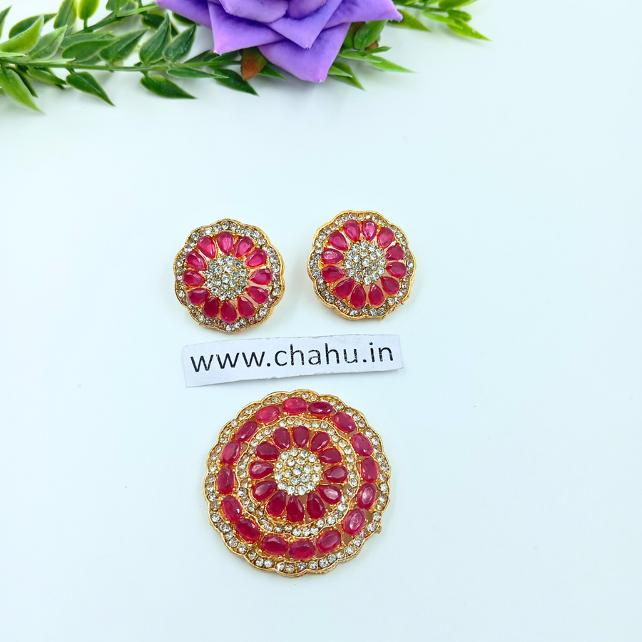 pendent with earrings
