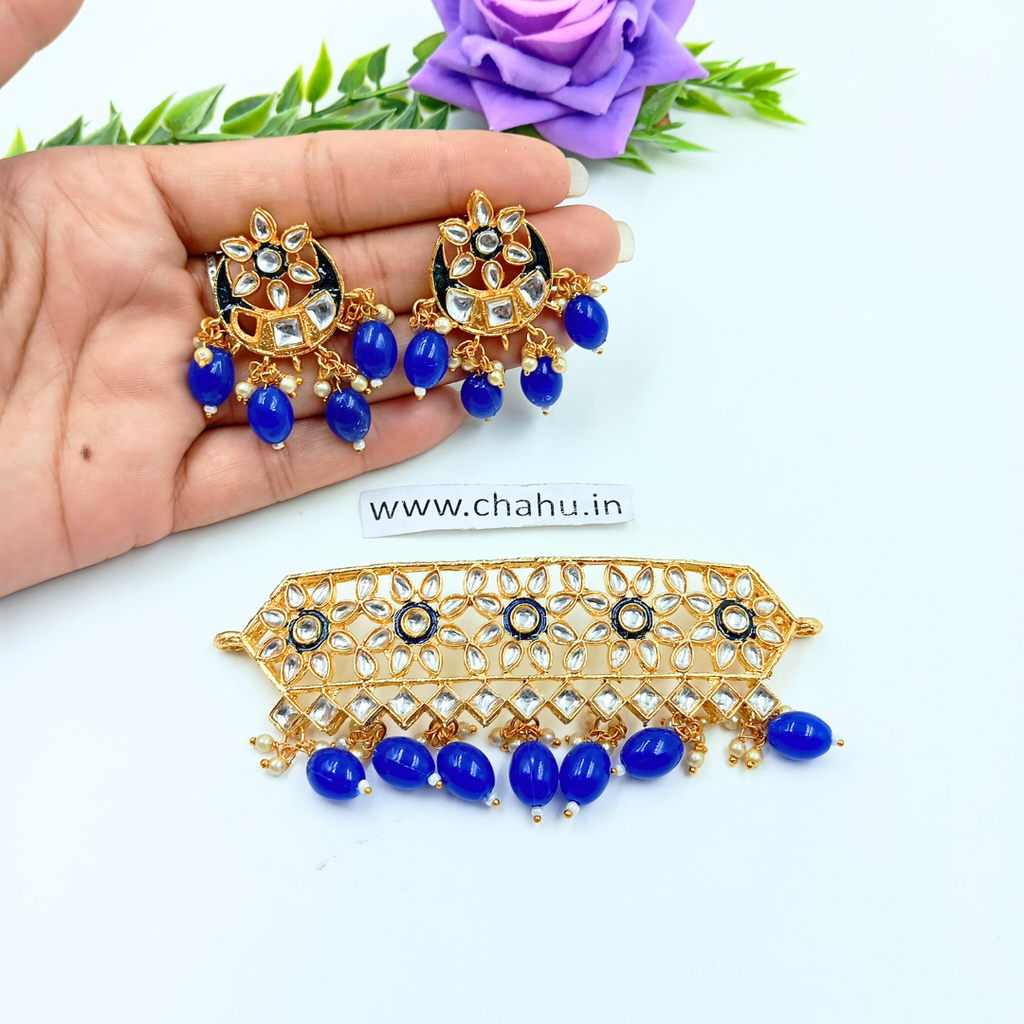 pendent with earrings